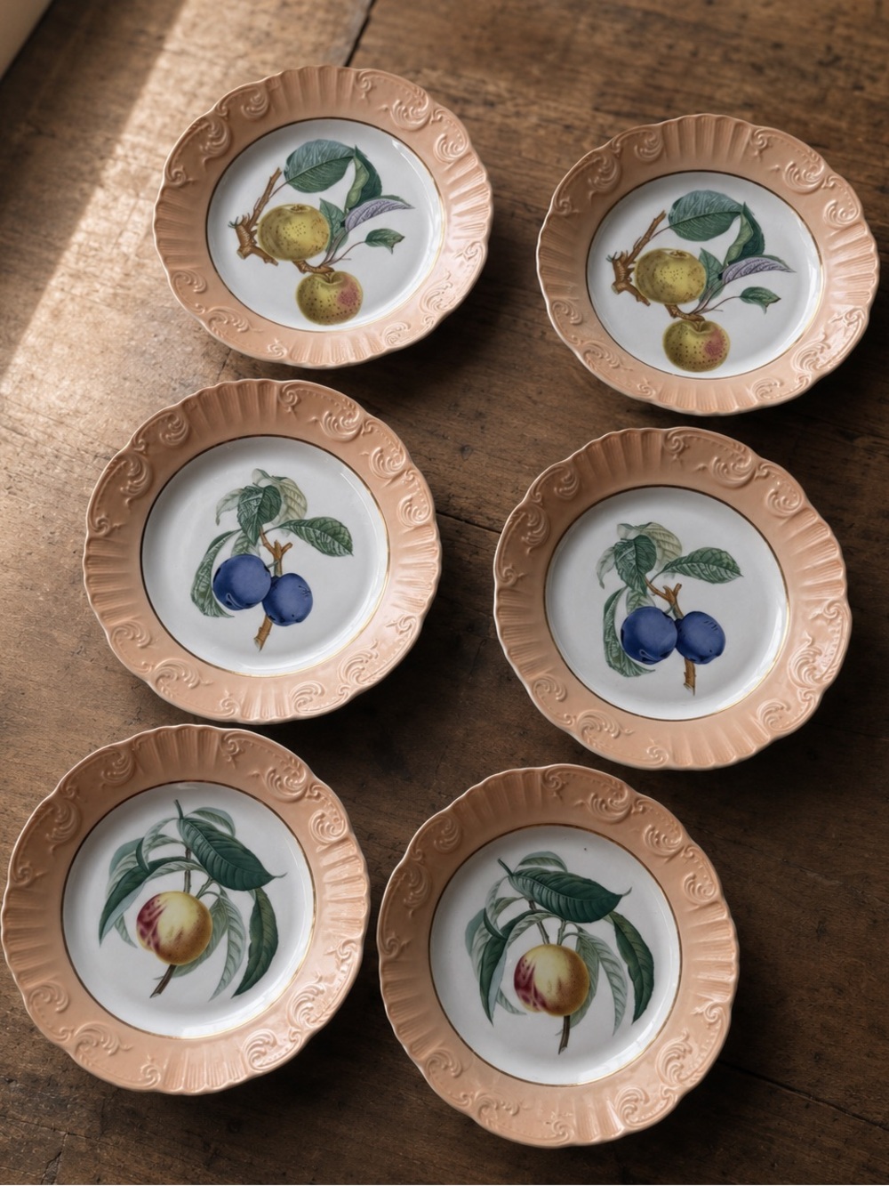 Mottahedeh “Vista Alegre” Porcelain Plate Set of 6 | Portugal | Botanical Fruit